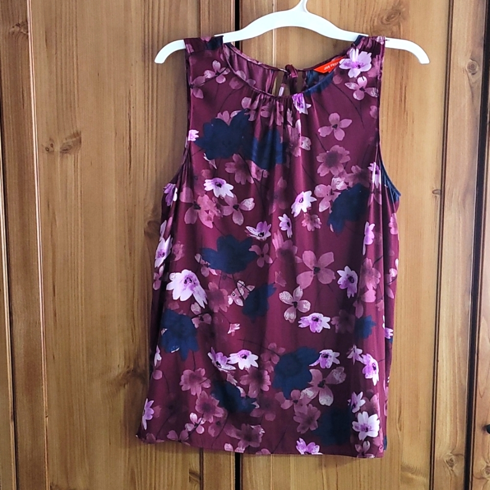 ☆Free Add On☆ GUC Joe Fresh Sleeveless Burgandy Floral Blouse Size M